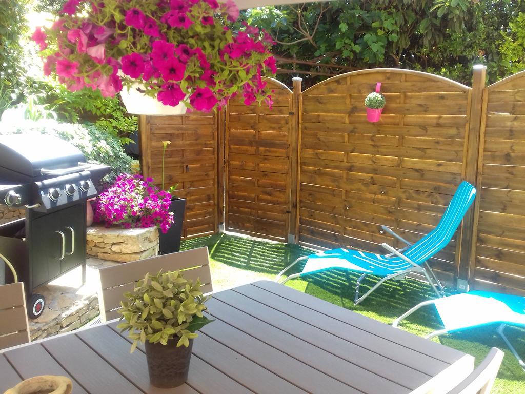 Appartement Giovanna Ceyreste Bagian luar foto